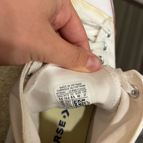 Converse - Picture 3 of 4